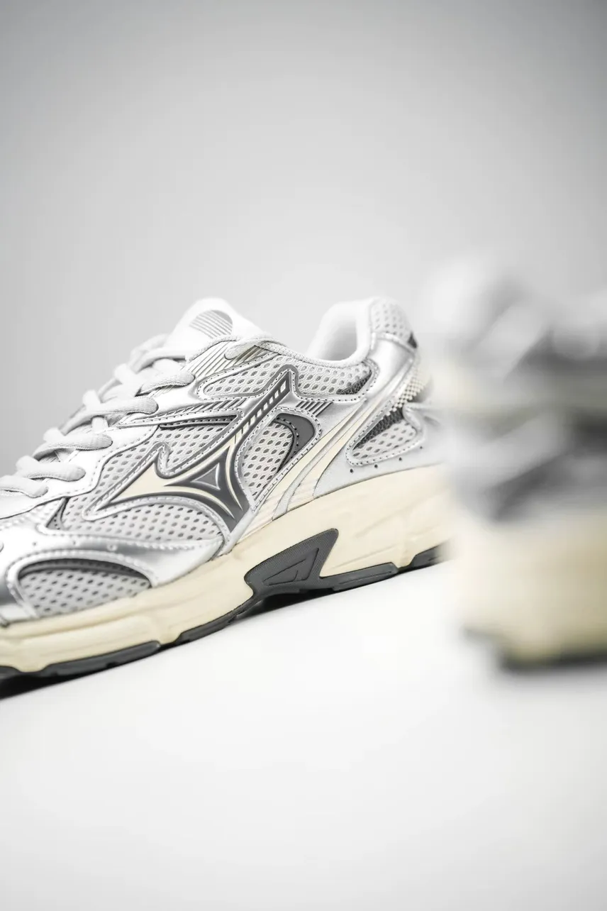純銀 社團預購】Mizuno Speed 2K 銀灰- H.Y Select Store