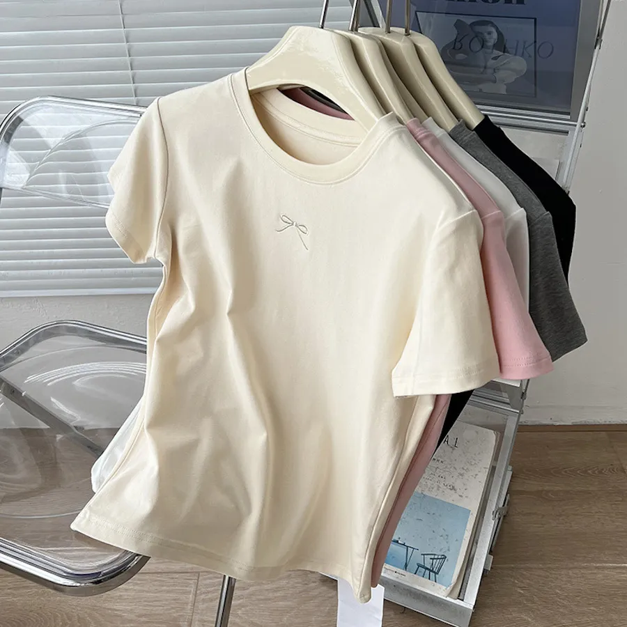 女生合身圓領上衣