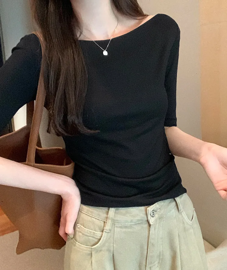 搭配推薦款，氣質都會甜心，自帶高級感一字領五分袖Tee